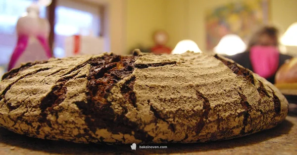 Dutch Oven Debate - Bake In Oven