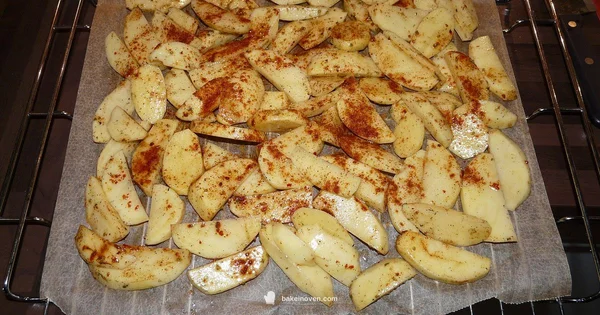 Crispy Oven Potatoes - Bake In Oven