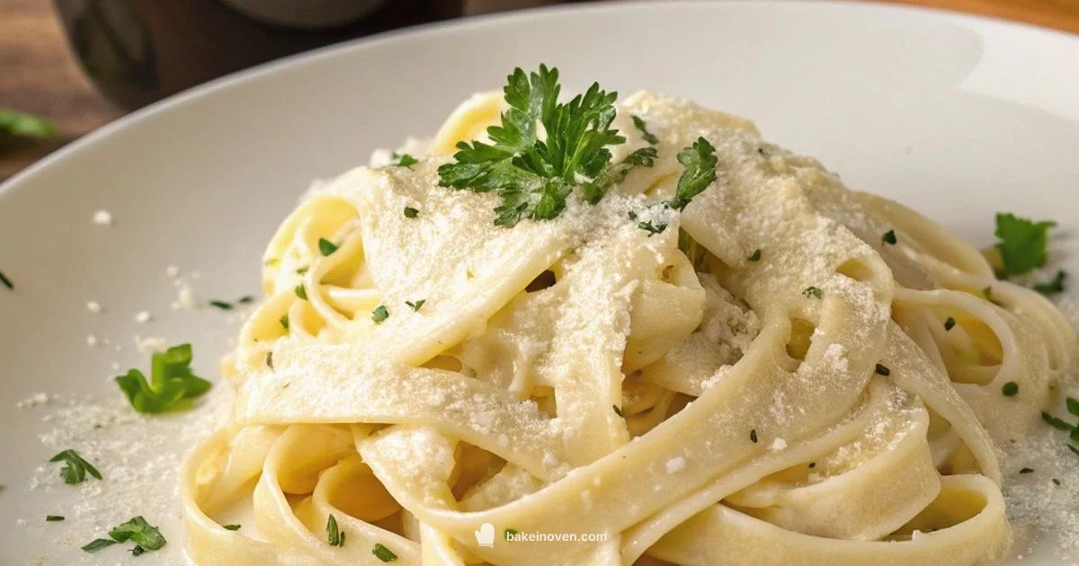Creamy Chicken Alfredo Bake Creamy Chicken Alfredo Bake - Bake In Oven