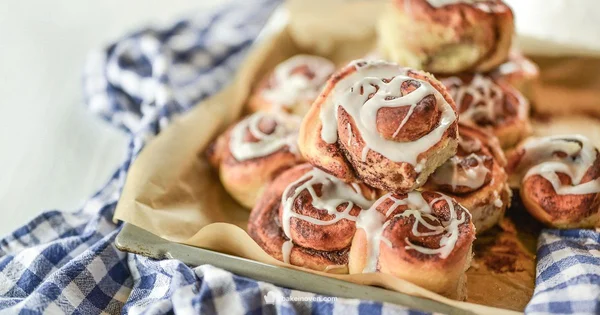 Perfect Dinner Rolls - Bake In Oven