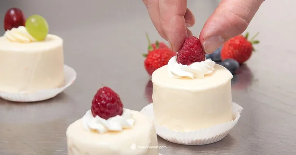 Sugar Beach Bake Shop - Bake In Oven