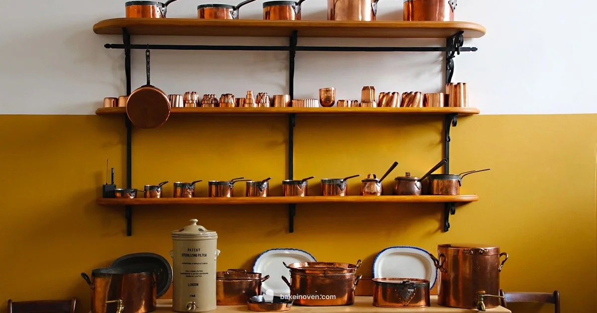 Choosing Good Bakeware - Bake In Oven