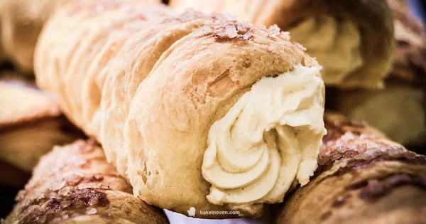 Sweet E's Bake Shop - Bake In Oven